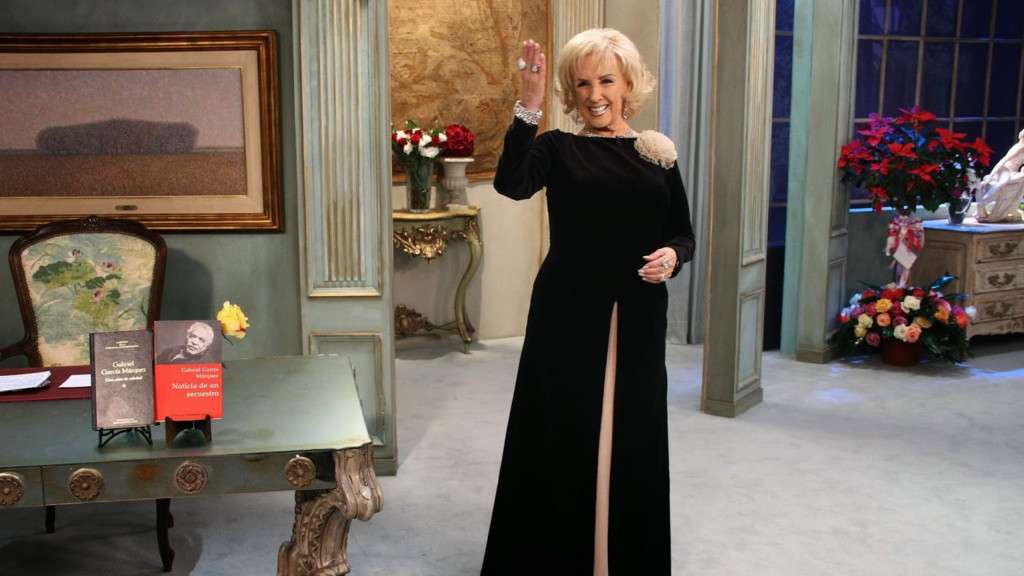 La Noche De Mirtha
