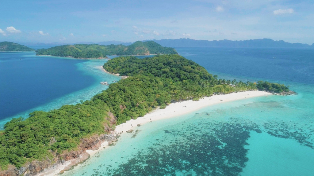 Isla de Enamorados y Playa Entalula