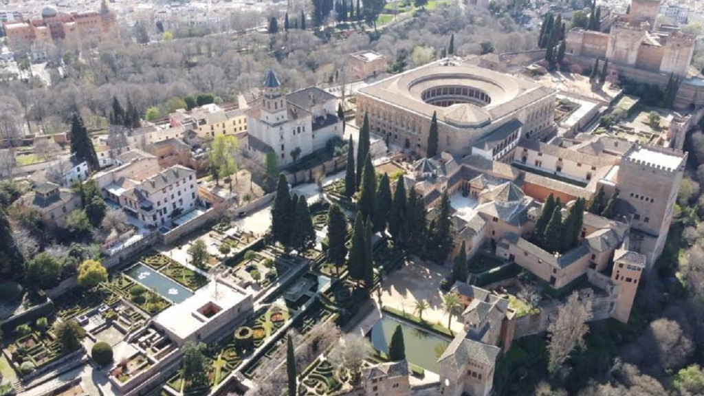 La Alhambra: fortaleza de Andalucía