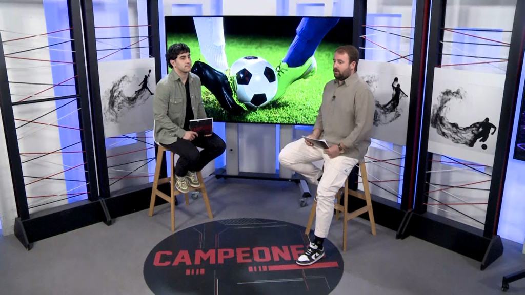 Carátula de Campeones