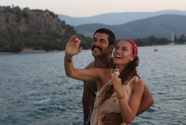 Un amor junto al mar