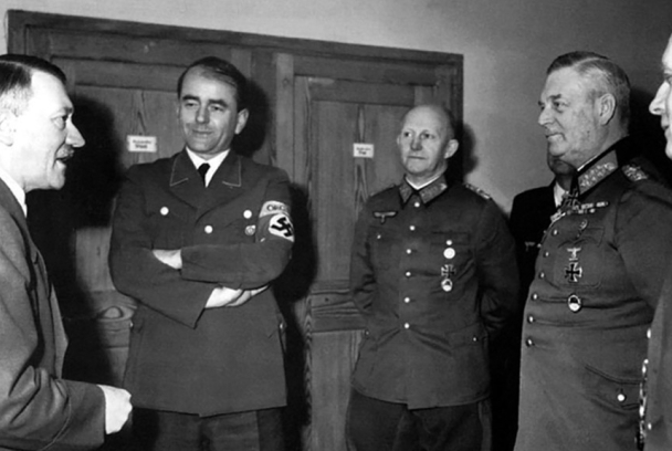Cazadores de nazis