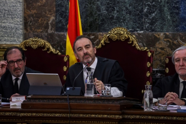 Entre togues. 52 dies al Suprem