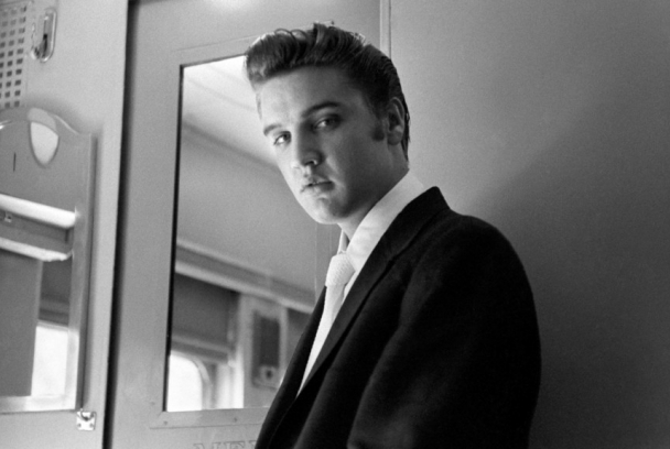 Elvis Presley. Buscador incansable