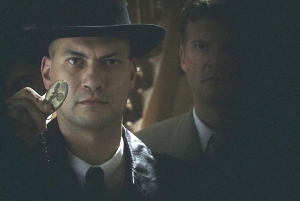 Bajo el mazo de los nazis: los archivos secretos
