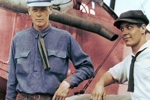 Charles Lindbergh en color