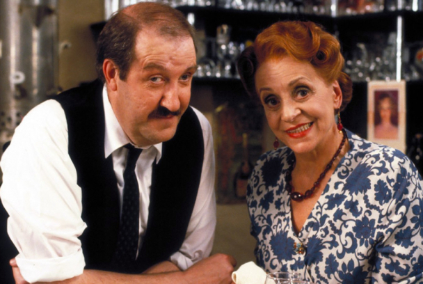 Allo, Allo