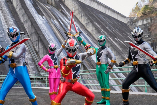 Power Rangers: Dino Fury