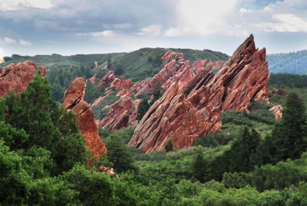 Humanos - Así se formó Norteamérica - T1 Ep 3 | SincroGuia