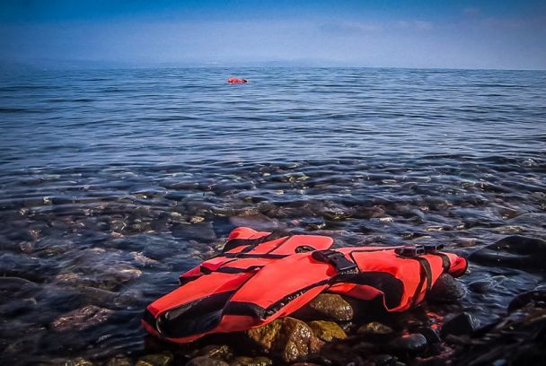To Kyma. Rescate en el mar Egeo