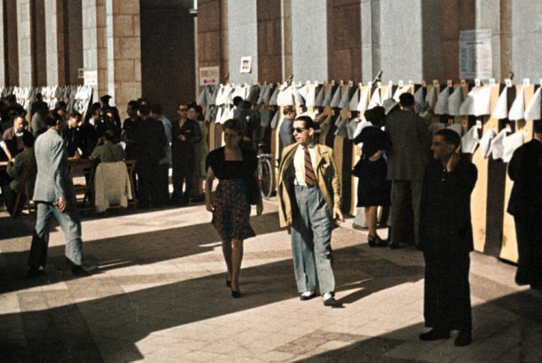 España después de la guerra. El franquismo en color