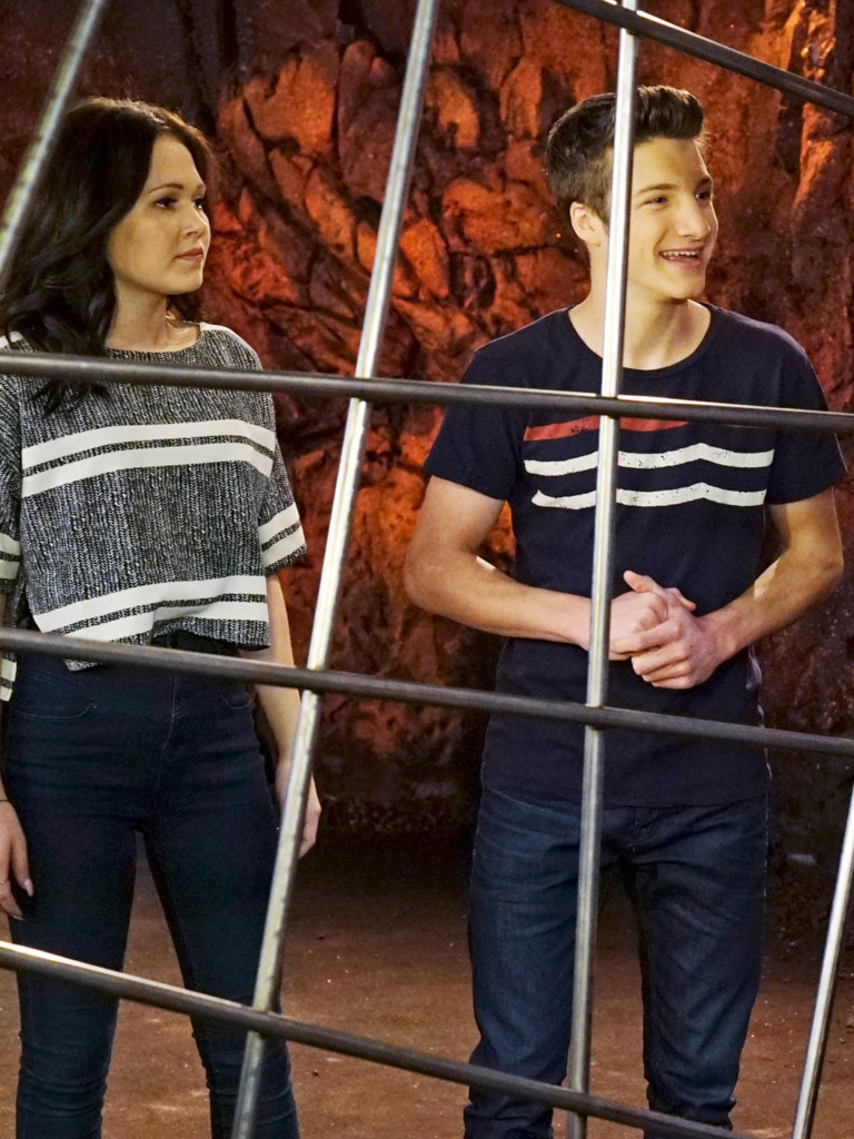 LAB RATS Elite Force Home Sweet Home SincroGuia TV