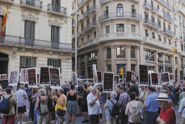 Nits sense ficció: Laietana, 43. El cau de la Bèstia