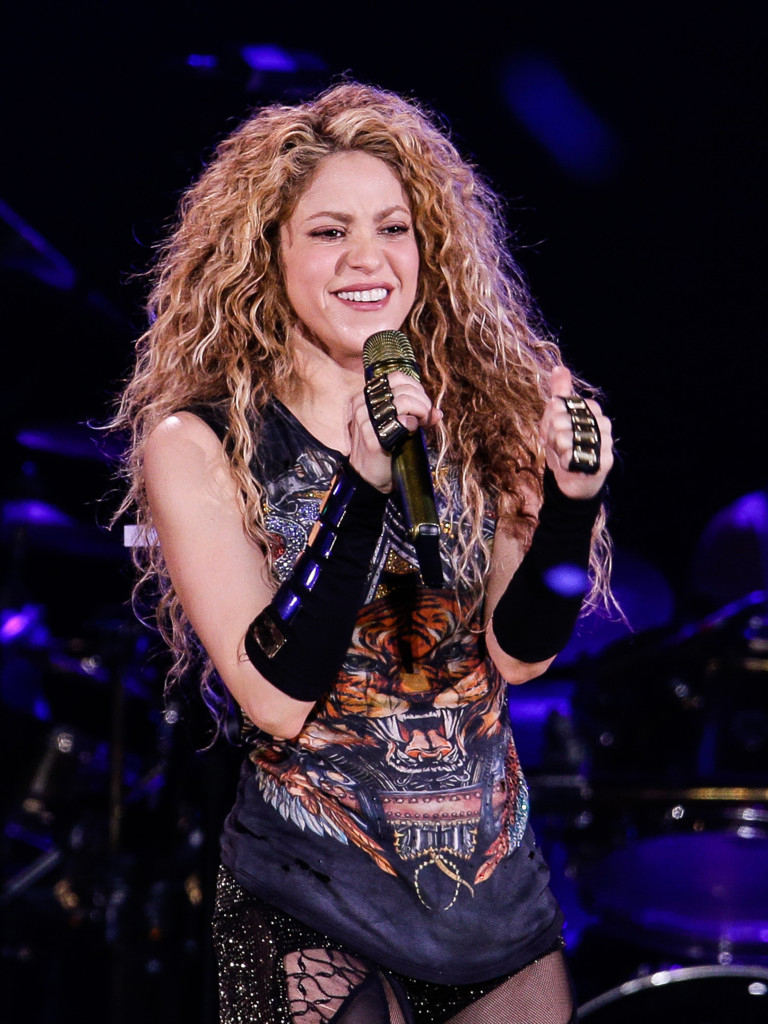 Shakira en concierto El Dorado World Tour SincroGuia TV