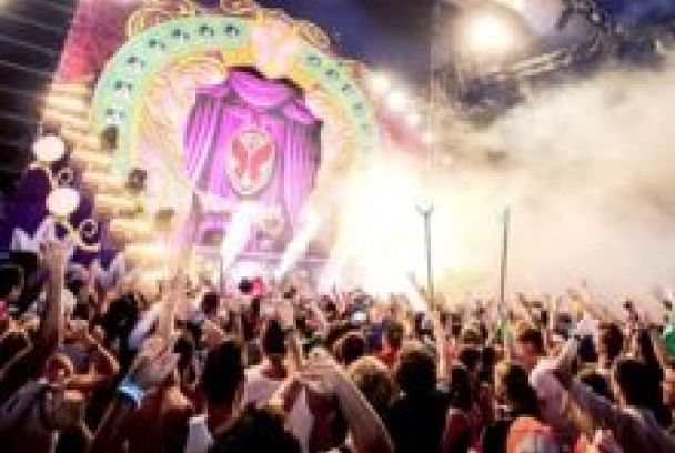 Tomorrowland: 10 años de unión, amor, locura y magia