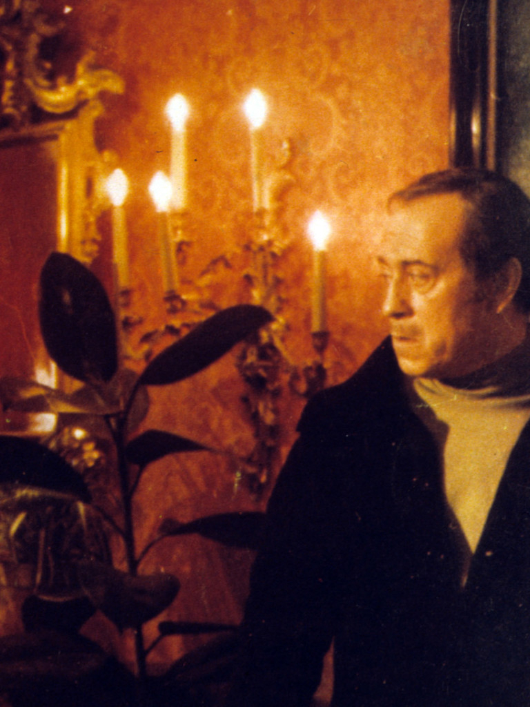 Un casto varón español SincroGuia TV