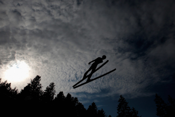 Copa del mundo de saltos de esquí (Programa deportivo) SincroGuia TV